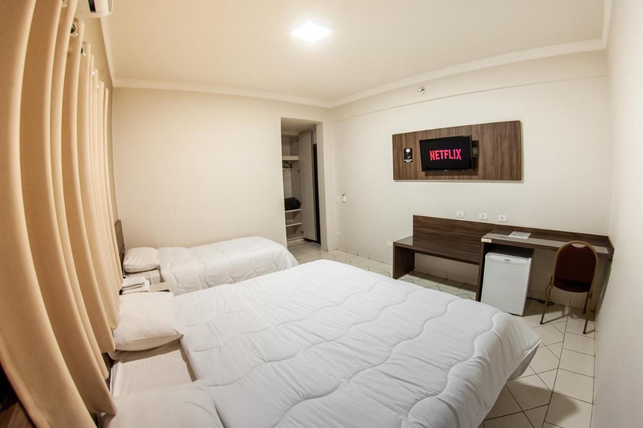 London Hotel Londrina Ruang foto