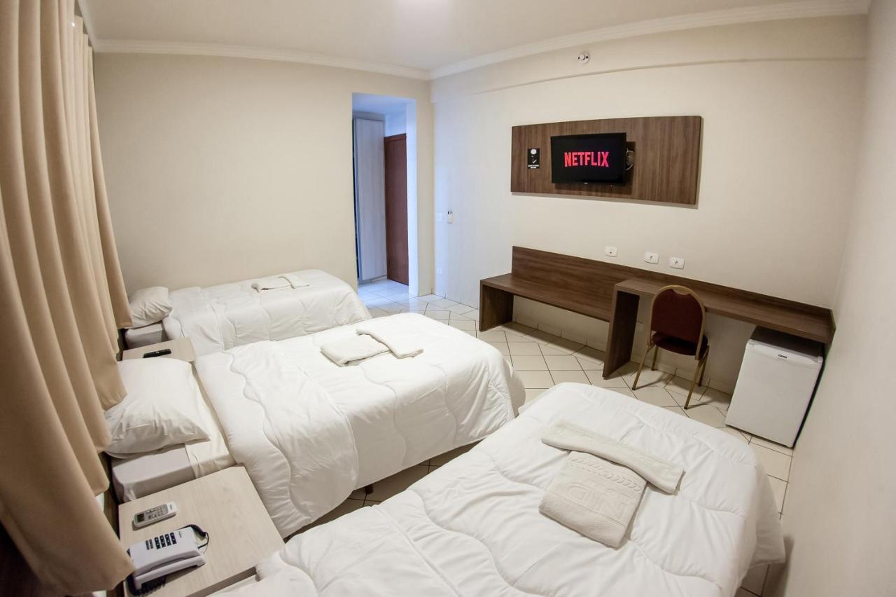 London Hotel Londrina Ruang foto