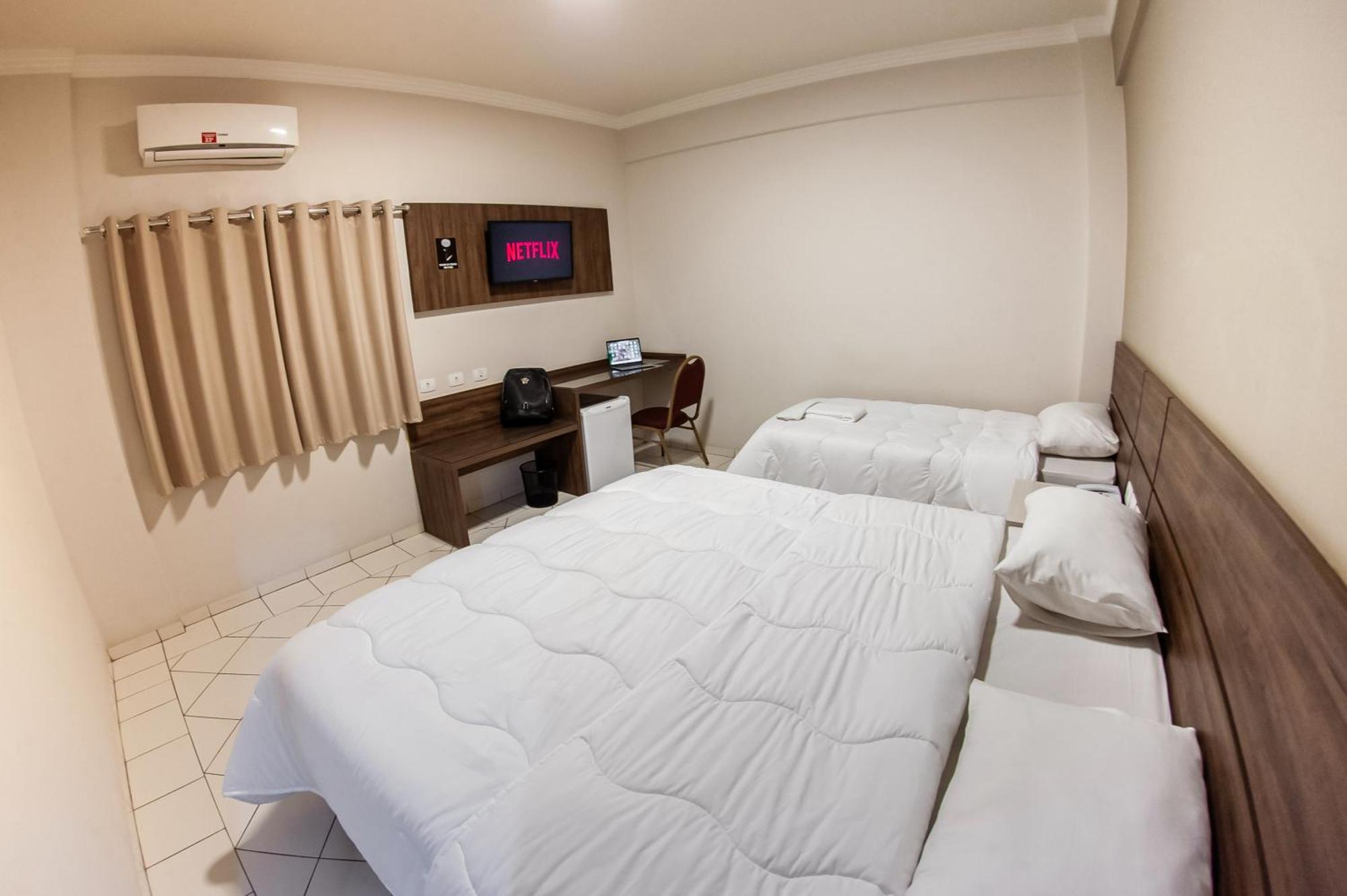 London Hotel Londrina Ruang foto