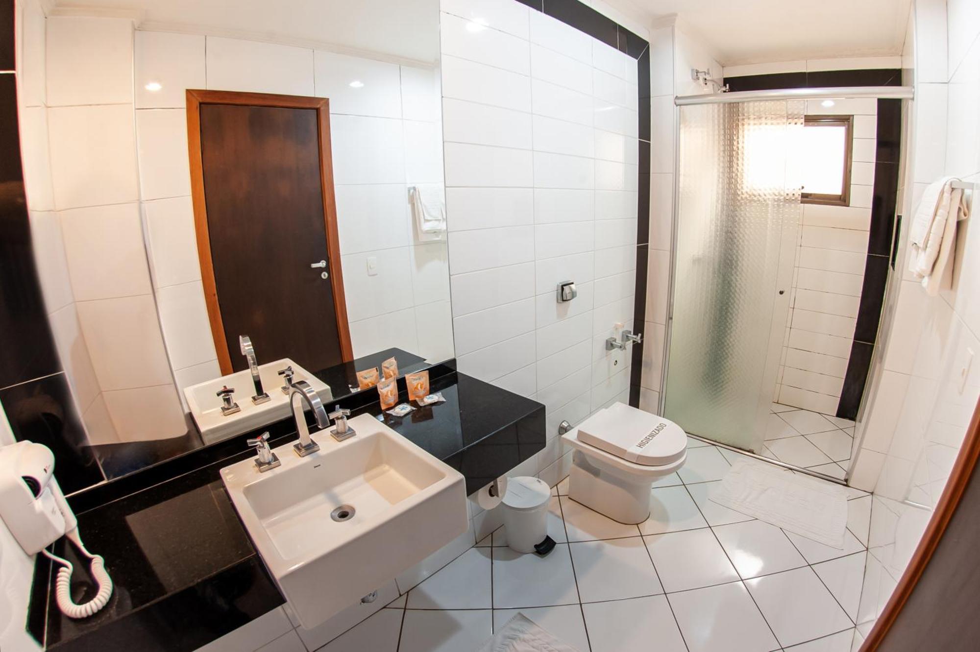 London Hotel Londrina Ruang foto