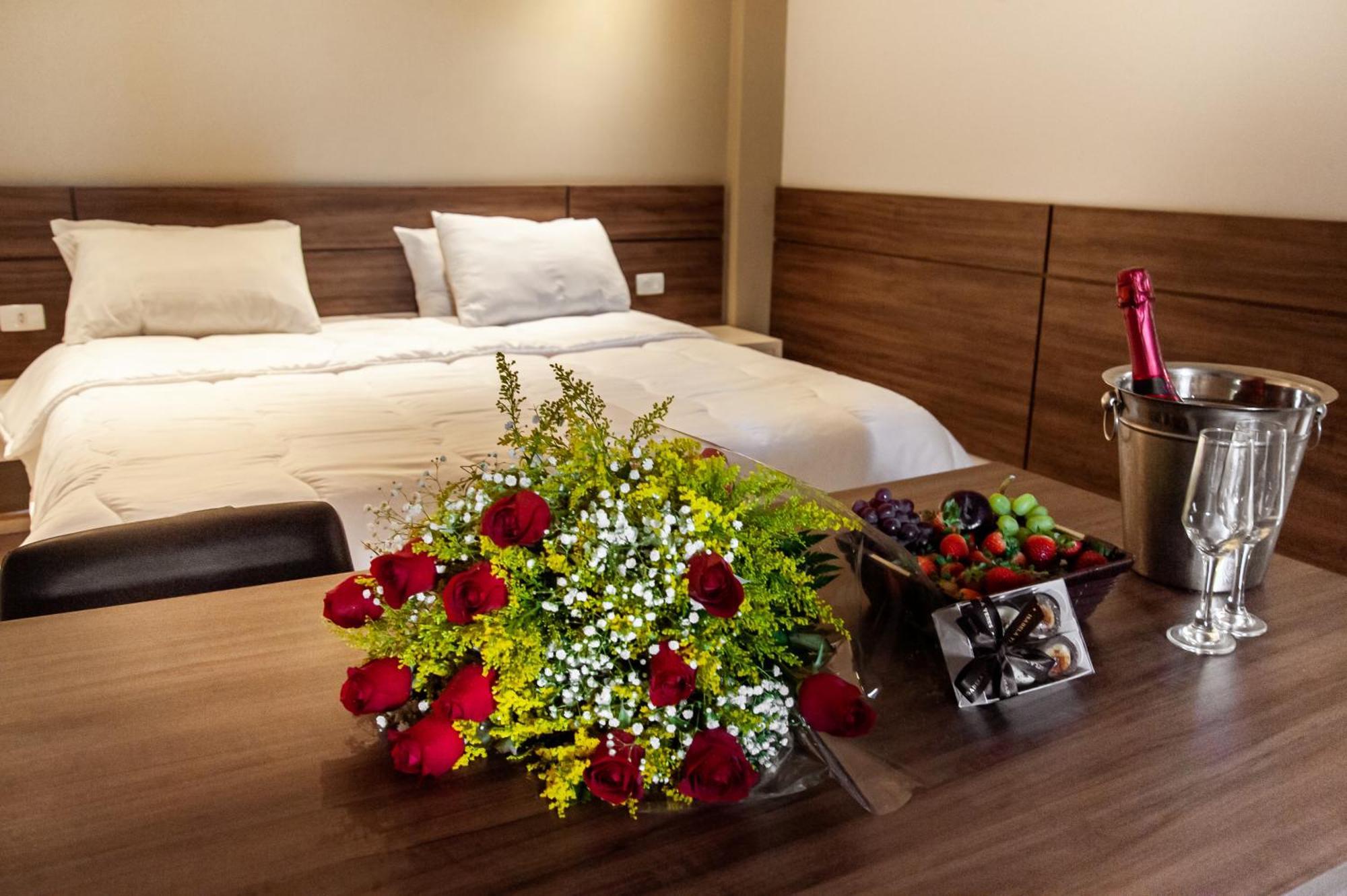London Hotel Londrina Ruang foto